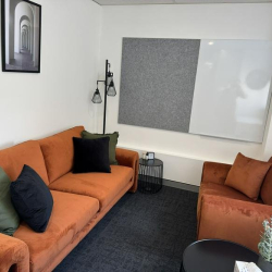 Executive office centre to let in Wollongong