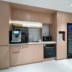 167 Qingnian Street, 27th Floor, Shenhe District executive offices
