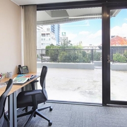 Serviced office to lease in Sendai