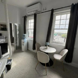 Interior of 2, Bridge Street, L1/2