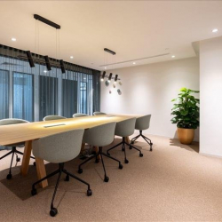 200 Hennessy Road office spaces