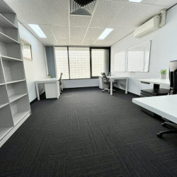 Exterior view of 213 Greenhill Road