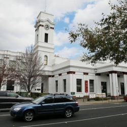 Exterior view of 242 Hawthorn Road, Caulfield