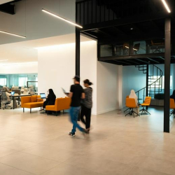 Exterior image of 2556, سلطان بن سلمان