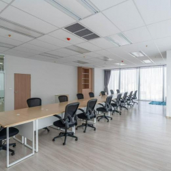 29 Vanissa Building, 25th Floor, Soi Chidlom, Ploenchit Road