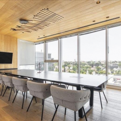 Serviced office to let in Tel Aviv