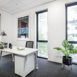Serviced office to lease in Brisbane