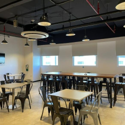 Executive office centre to let in Cebu