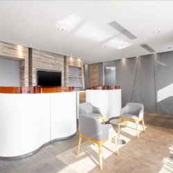Executive offices to hire in Wuhan