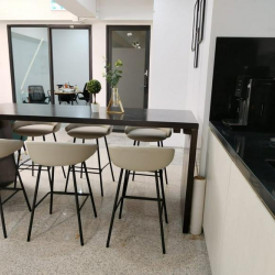 Office spaces to let in Hong Kong
