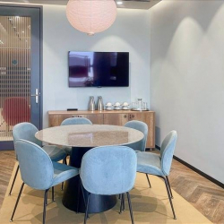 Image of Abu Dhabi office suite