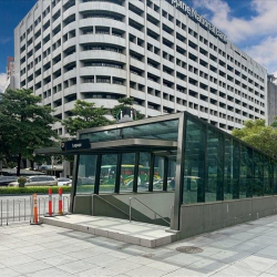 Ayala Avenue, PNB Makati Center