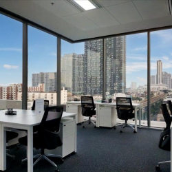 Office accomodations to lease in Bangkok