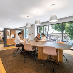 Executive suites in central Hanoi
