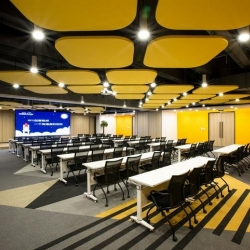 Serviced offices to let in Xi'an