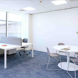 Office suite to lease in Dubai