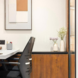 D, 401 freedom tower aakashwani chowk