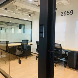 Serviced office to let in Shanghai