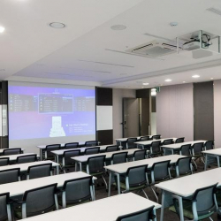 Serviced office centre to let in Seoul