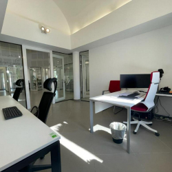 Office accomodations to rent in Amman