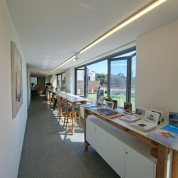 Serviced offices in central Seoul