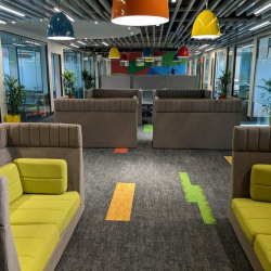 Serviced office centres to rent in Noida