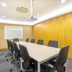 Office accomodation to lease in Istanbul