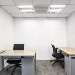 Level 15 DPulze, Lingkaran Cyber Point Timur, Cyber 12 executive suites