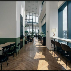 Serviced office to let in Makati