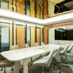 Exterior image of New World Tower 1, 16-18 Queen's Road Central