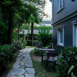 Istanbul office suite