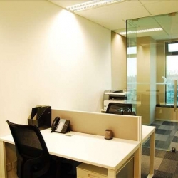 Executive office to let in Shanghai