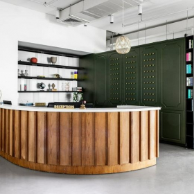 Image of Bnei Brak executive office centre. Click for details.