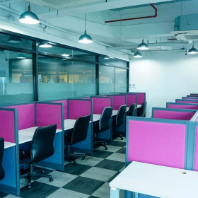 Exterior view of Julia Vargas Avenue, One Corporate Center, 11th & 14th Floor. Click for details.