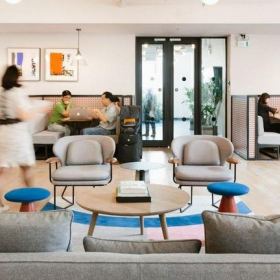 33 ZhongShanWu Road, Yuexiu District serviced office centres. Click for details.