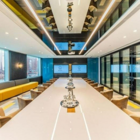 Interior of 25F Guangdong Development Center, No. 3 Linjiang Road, Zhujiang New Town, Tianhe District, Guangzhou, Guangdong, China. Click for details.