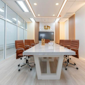 Interior of 29 Vanissa Building, 25th Floor, Soi Chidlom, Ploenchit Road. Click for details.