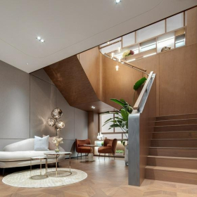 Executive suite - Hong Kong. Click for details.