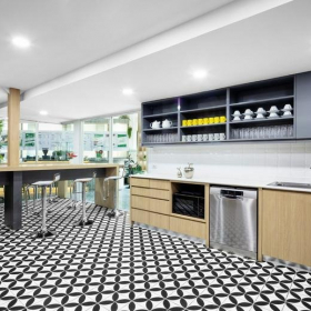 Interior of L2, Summer Point Building, 7, Sukhumvit 69 Road, Phrakhanong Nua. Click for details.