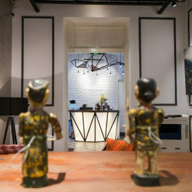 Exterior view of 8 Trang Thi, 3-4th Floor. Click for details.