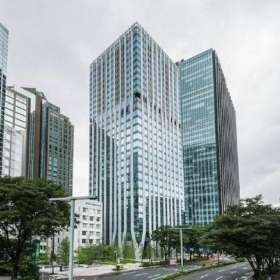 Image of Tokyo executive suite. Click for details.