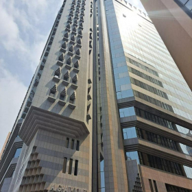 Exterior view of Hamdan Bin Mohammed Street, E10. Click for details.