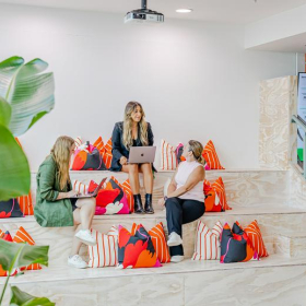 Office accommodations in central Sydney. Click for details.