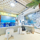 Interior of L17 Tesbury Centre, Queen's Road East 28, Wan Chai. Click for details.