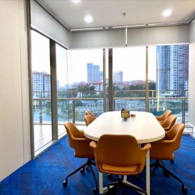Office accomodations to let in Kuala Lumpur. Click for details.