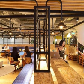 Executive suite to let in Singapore. Click for details.