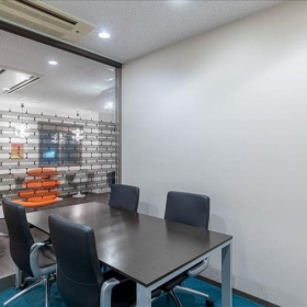Office accomodations in central Tokyo. Click for details.