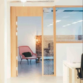 Executive suites in central Riyadh. Click for details.