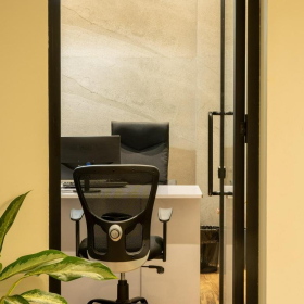 Serviced office centres to let in Mumbai. Click for details.