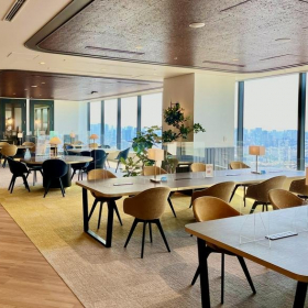 Executive offices in central Tokyo. Click for details.